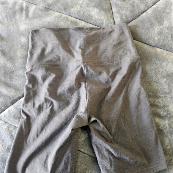 TNA grey biker shorts - Picture 1 of 3